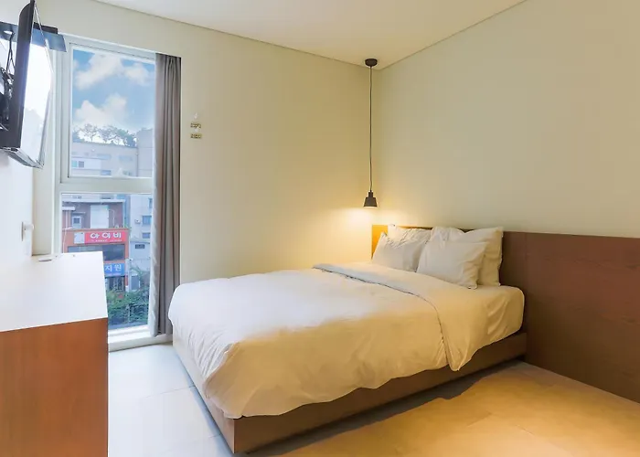 H Avenue Dongdaemun Sungshin 3* ソウル特別市